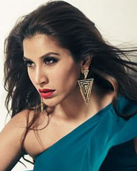 Sophie Choudry